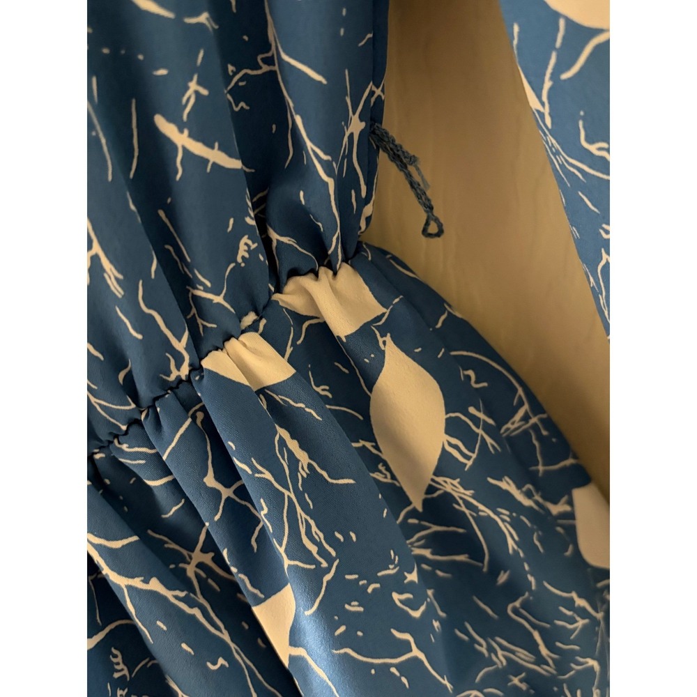 Vintage ILGWU USA Blue White Leaf Print Smocked Prairie Secretary Dress 7/8 - Picture 7 of 11